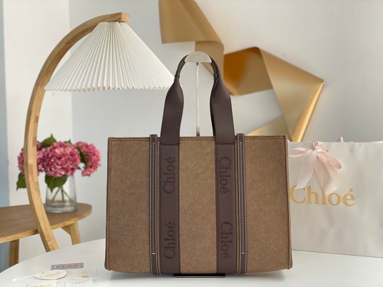 Chloé Woody Medium Tote Bag in Brown Felt with Leather Straps