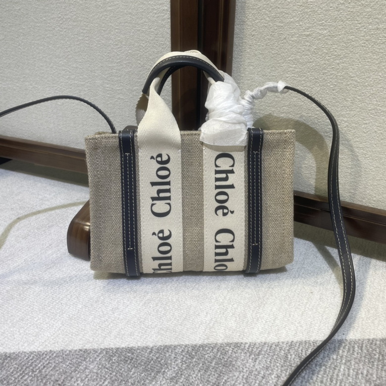 Chloé Woody Mini Tote Bag in Beige Linen Canvas with Navy Leather Trim
