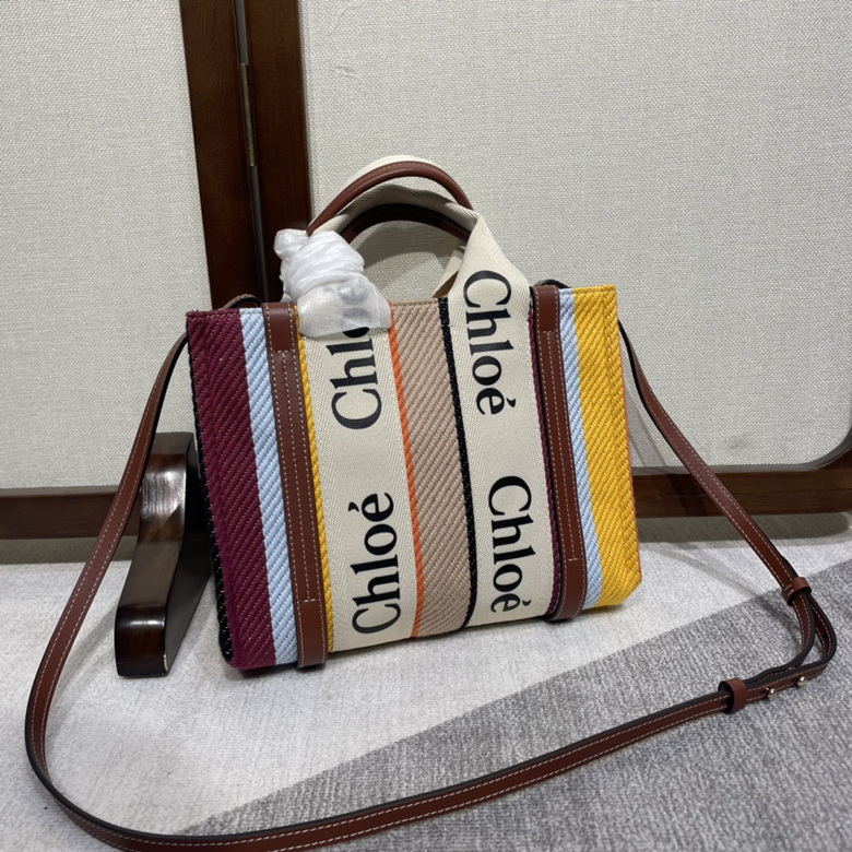 Chloé Woody · 26×20×8 cm
