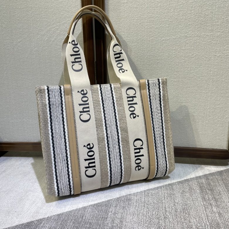 Chloé Woody Medium Tote Bag in Striped Canvas with Logo Straps