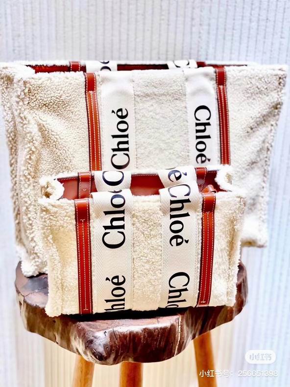 Chloé Woody Small Tote Bag in Cream Shearling with Tan Leather Trim