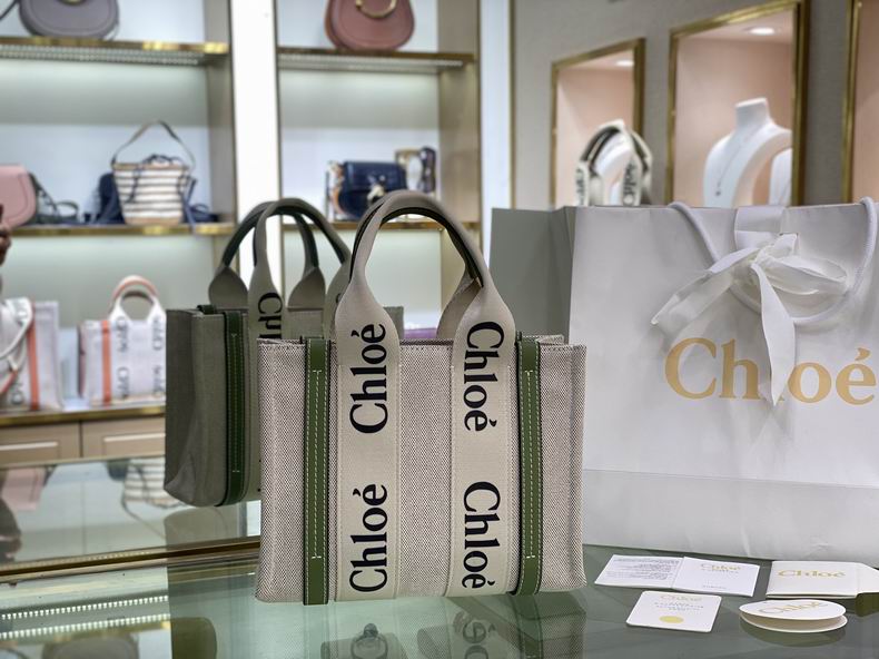 Chloé Woody Small Tote Bag in Natural Canvas with Green Leather Trim